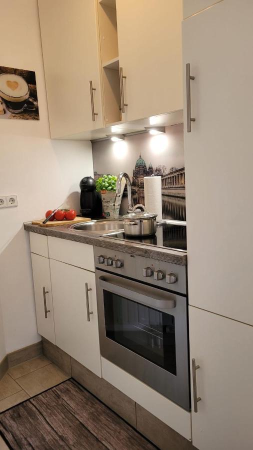 Berlin-Oase - Schnuckelige Ferienwohnung An Der Grenze Zu Berlin Шёнефельд Экстерьер фото